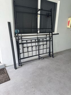 Queen size bed