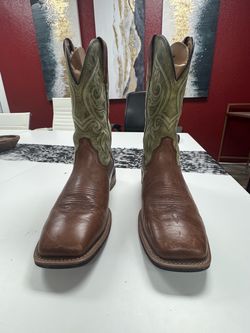 Men’s Ariat Boots Size 13