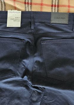 Calvin Klein Coupe Ajustee Slim Fit Men's Dress Pants 29x30 Navy Blue for Sale in Spring Valley, CA - OfferUp Calvin Klein Coupe Ajustee Slim Fit Men's Dress Pants 29x30 Navy Blue for Sale in Spring Valley, CA - OfferUp