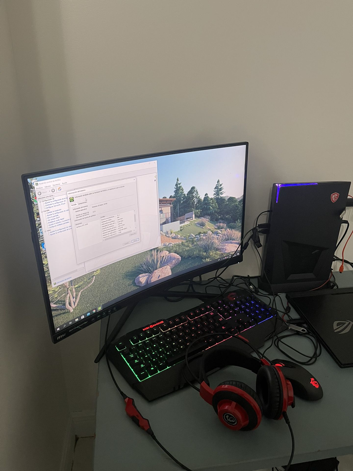 MSI Gaming Desktop With 24” Curve Monitor