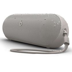 Beats Pill   X   Kim Kardashian 