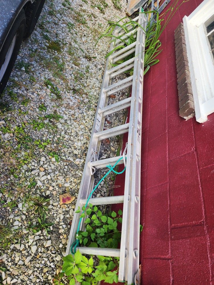 20 Ft Werner EXT Ladder