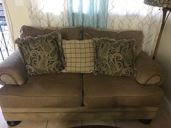 Used Sofa Set And Love Seat Chair Furniture In Pembroke Pines Used Sofa Set And Love Seat Chair Furniture In Pembroke Pines Fl Offerup