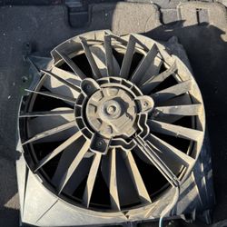 BMW 318i Radiator Fan