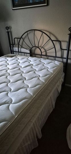 Full Size Bed