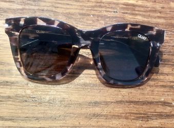 Quay Leopard Sunglasses 