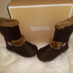 Micheal Kors Children Size 7 Brown Boots New
