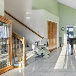 Used Stair Chair Lift – Functional