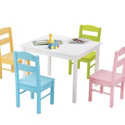 Assembled New Kids Table and Chair Set, Wooden Toddler Table and 4 Chairs