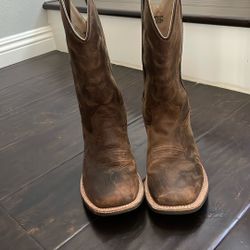 Boys Cody James Boots Size 7