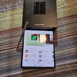 Samsung Fold 5 And Pen