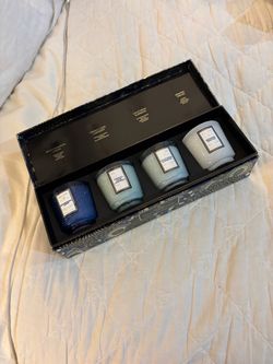 NEW Voluspa 4-Piece Petite Pedestal Candle Gift Set