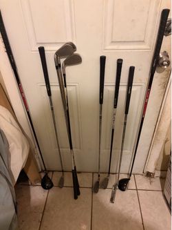 Taylor made cart bag and 9 clubs