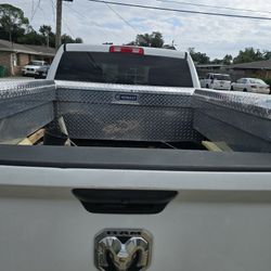 Truck Side Toolbox Set