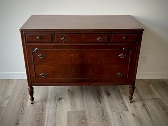 Antique Mahogany Dresser