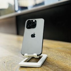 iPhone 14 Pro (Factory Unlocked)