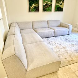 5-piece Restoration Hardware Modular Como Sectional Couch, Sofa. RH