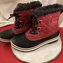 Sorel Red quilted shearling Boots Womens 7 Limited