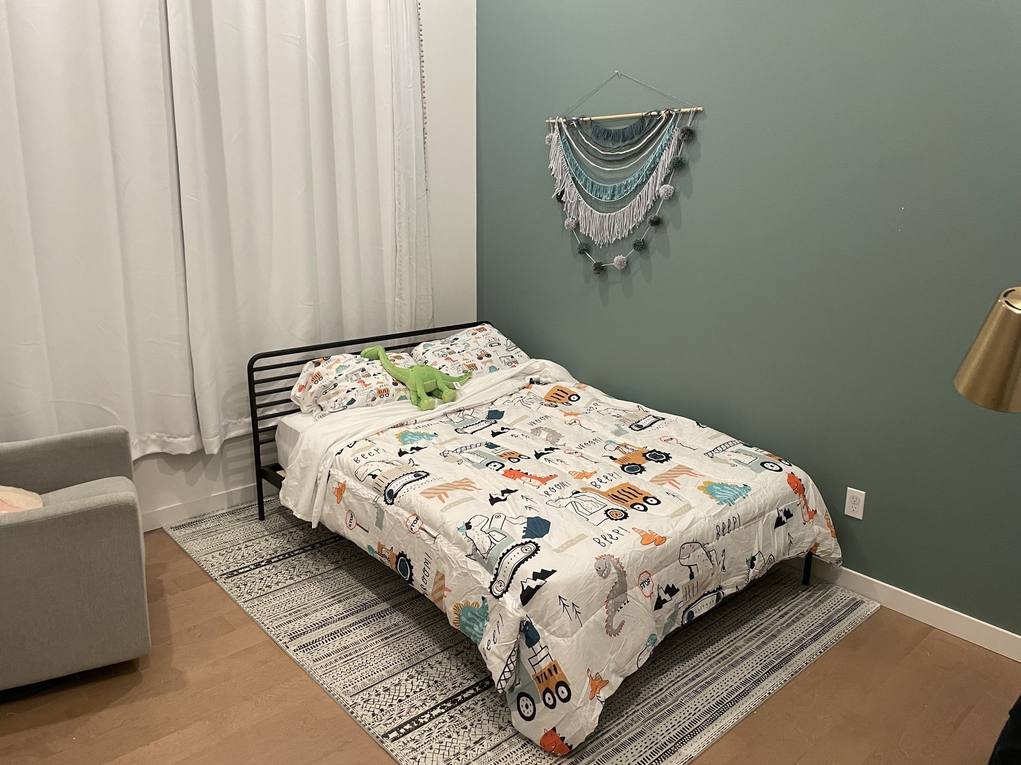 Free Full Size Bed Frame