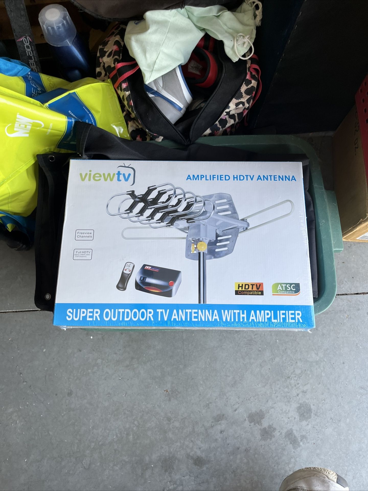 Brand New ViewTv WA-2608 Tv Antenna w/ Amplifier