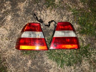 E46 sedan candy cane taillights