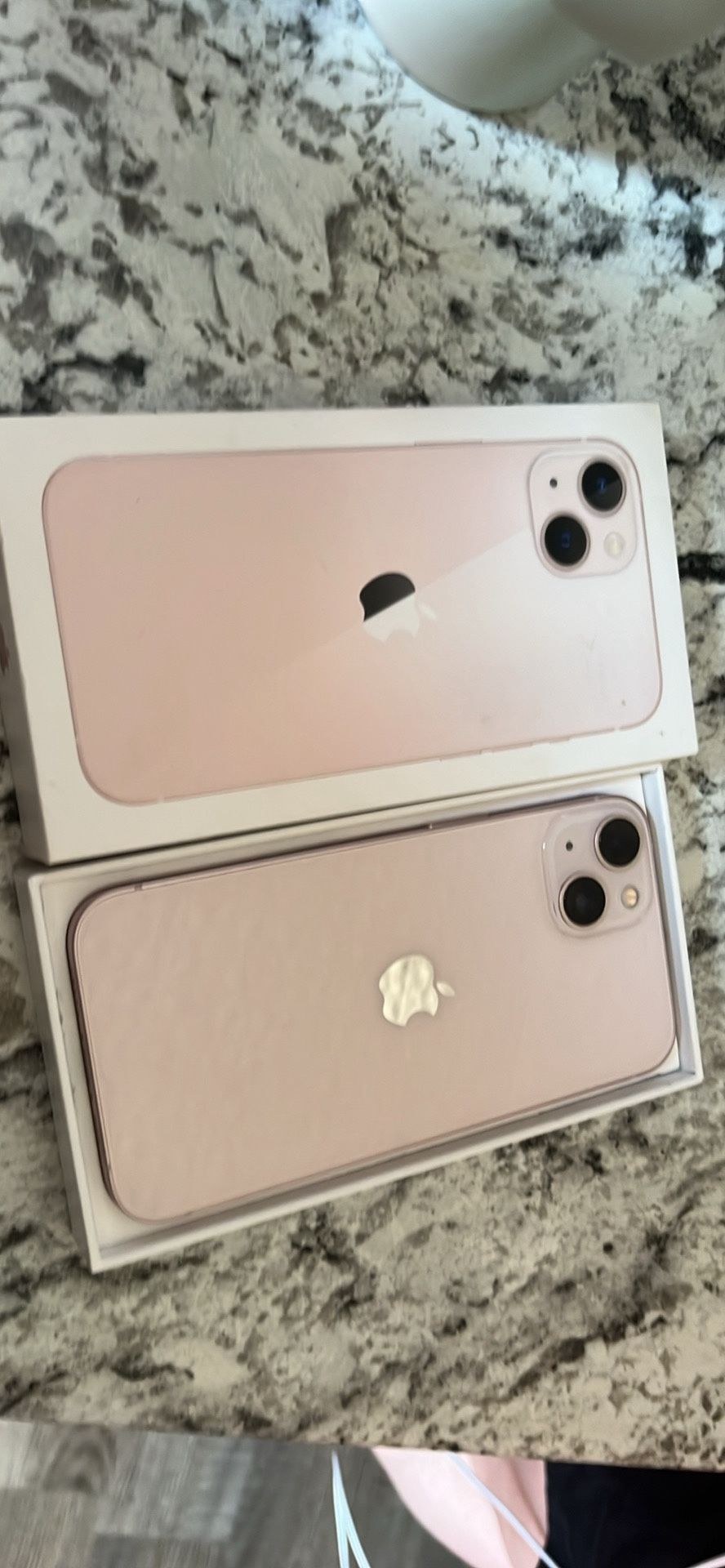 iPhone 13 128GB Pink