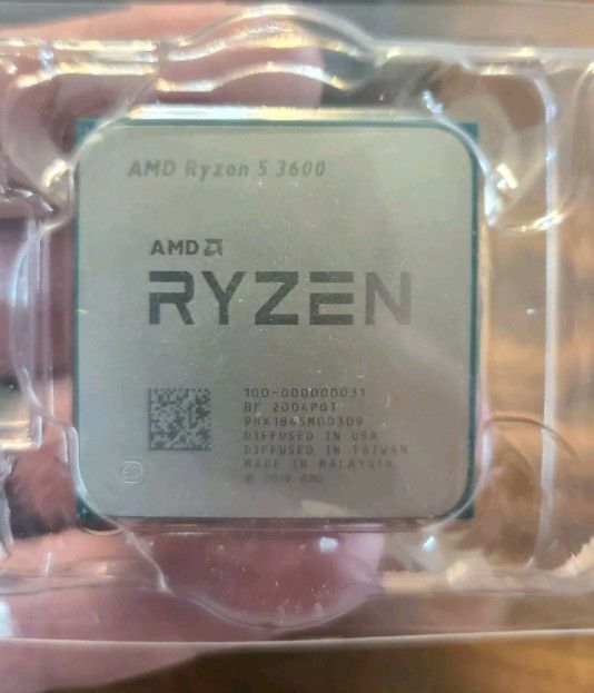 Ryzen 5 3600 6 Core 12 Thread CPU W/ Wraith CPU Cooler 