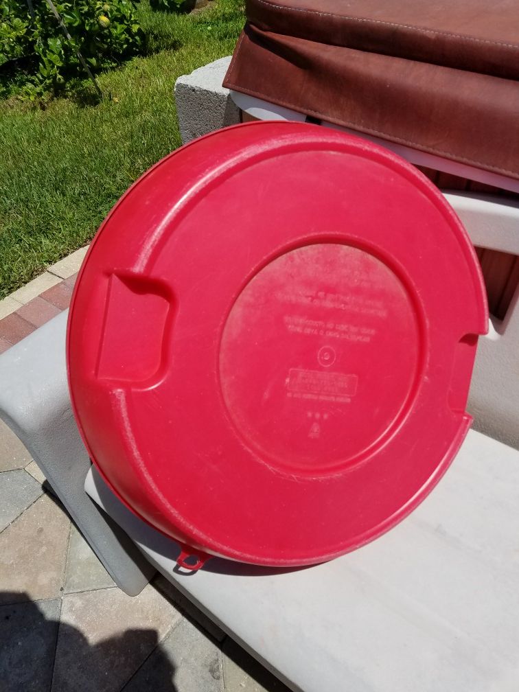 Big Bobber Floating Cooler for Sale in Chandler, AZ - OfferUp