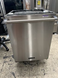 Viking dishwasher in stainless steel floor model