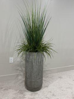 Great Floor Vase For Beach Or Lake house -  28” H vase, Greenery 62”