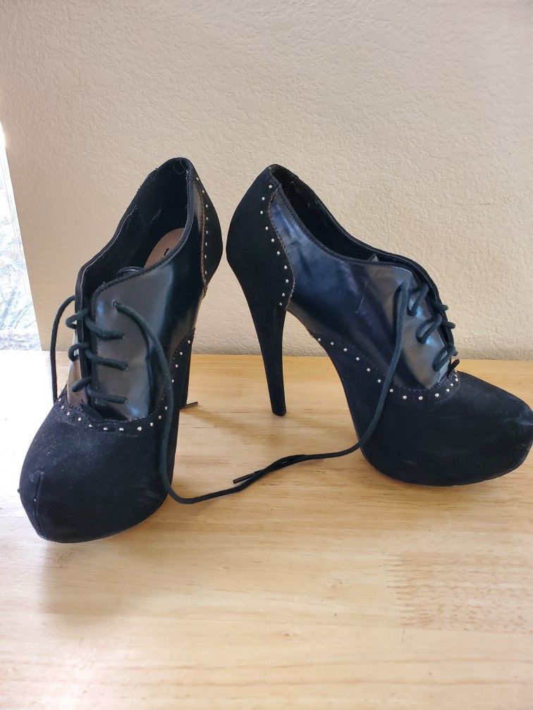 Black Stiletto Heels