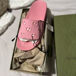 Pink LV Sandals - Size 9W 
