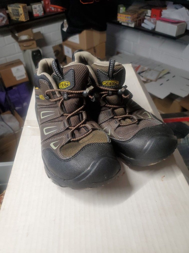 Keen 1015179 Mens Size 6