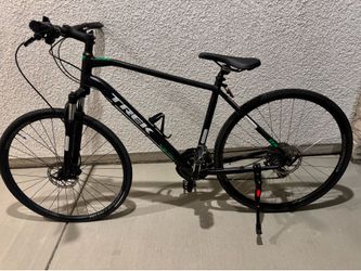 Trek Dual Sport 2 - Hybrid Bike