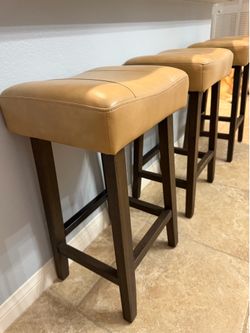 Set of 3 Tan Faux Leather Backless Bar Stools