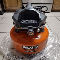 RIDGID 6 Gal. 150 Psi &  Pancake Compressor