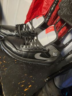Nike air Jordan size 11 Black
