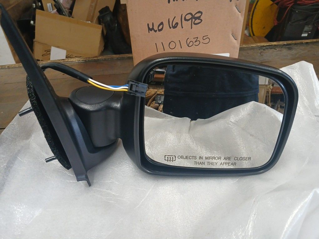 02-07 Jeep Liberty Right Power Heated Mirror