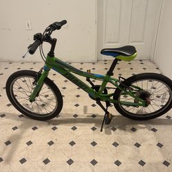 20 INCH GIANT XTC JR 7 speed kids mountain bike