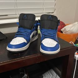 Blue Jordan’s 1  Size 8.5 