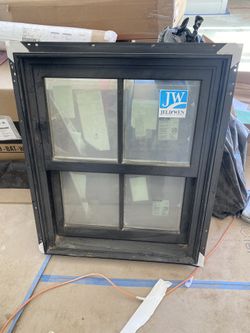 Jeldwen 2’6x3’0 Window
