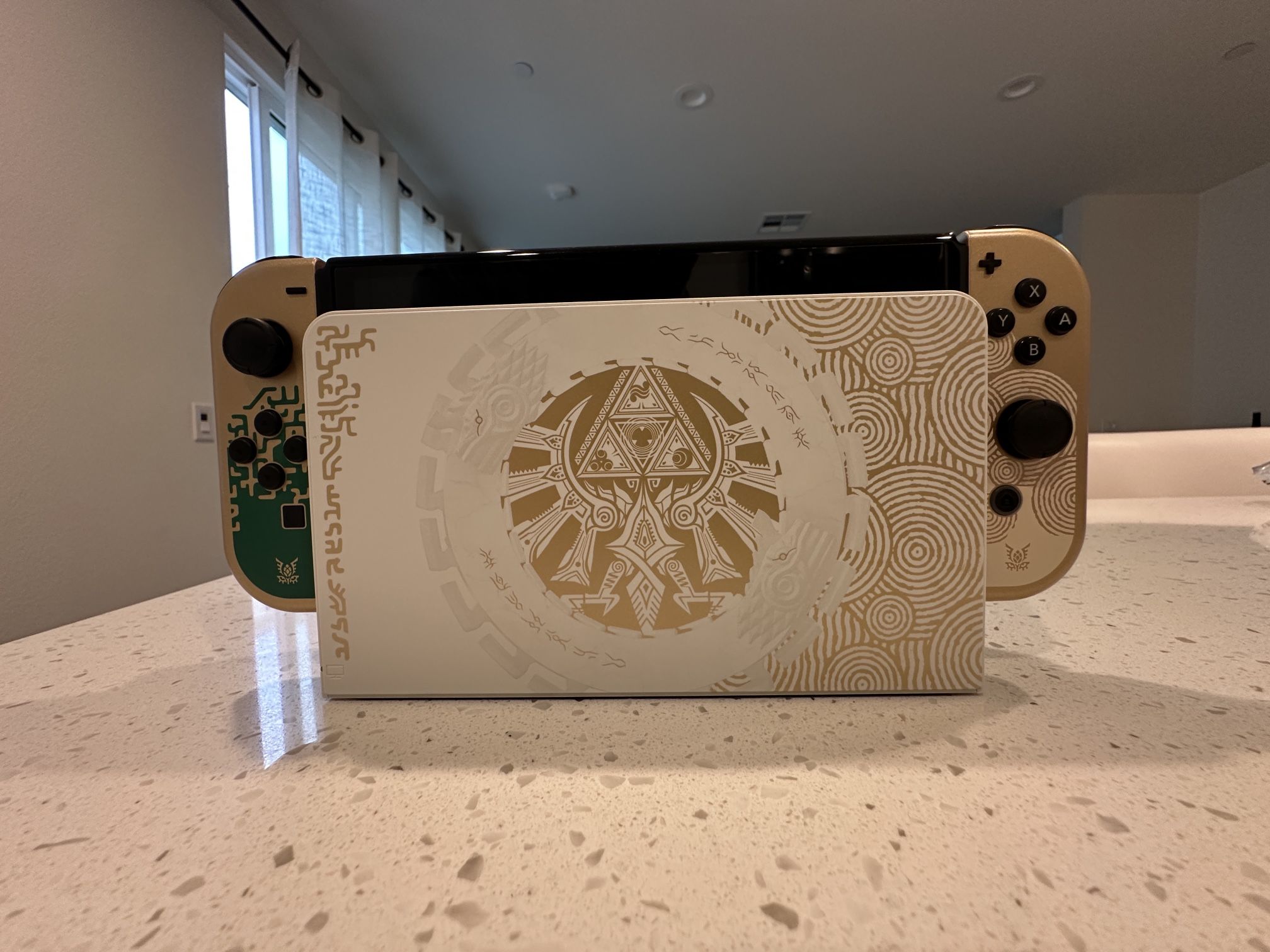 Nintendo Switch – OLED Model The Legend of Zelda™: Tears of the Kingdom Edition