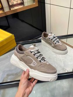 Fendi Men’s Sneaker With Box 2026 New