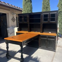 Kathy Ireland black with wood home office 7pc set with hutches!