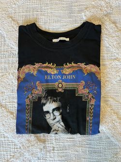 Zara Elton John T-shirt 