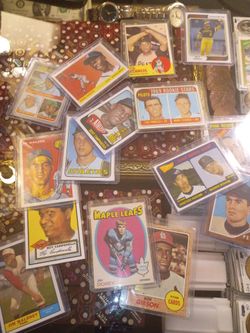 Giant estate sale 50000 sports cards 1000s inserts tons jewelry 5000 antiques cheap prices