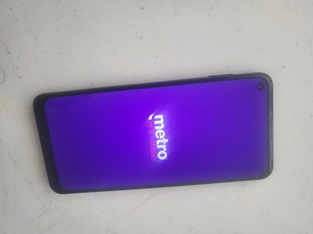 Metro PC RVVL 5G 128 GB. WORK VERY WELL.PERFECT CONDITION. 