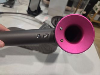 Dyson hair dryer with attachment