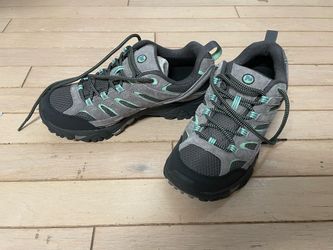Merrell Moab 2 WP Hiking Shoes - New in Box - Size 9 - Pick Up Only