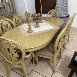 Solid Dining Table Set 